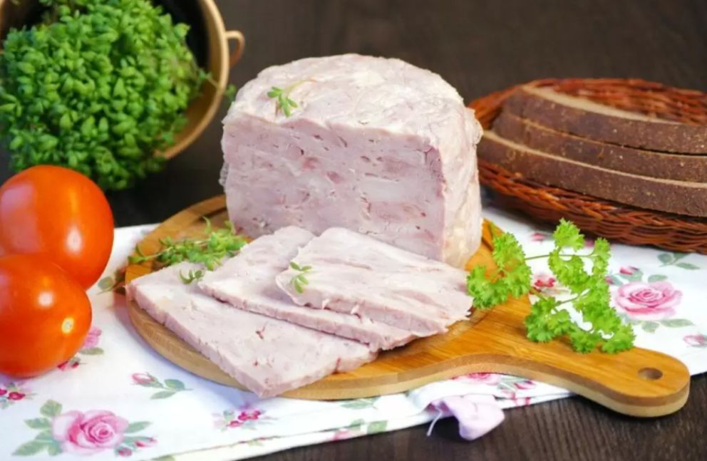 Домашняя ветчина из курицы: секреты приготовления и преимущества