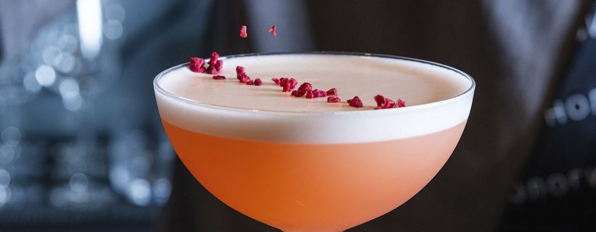 Искусство миксологии: погружение в мир ликёров