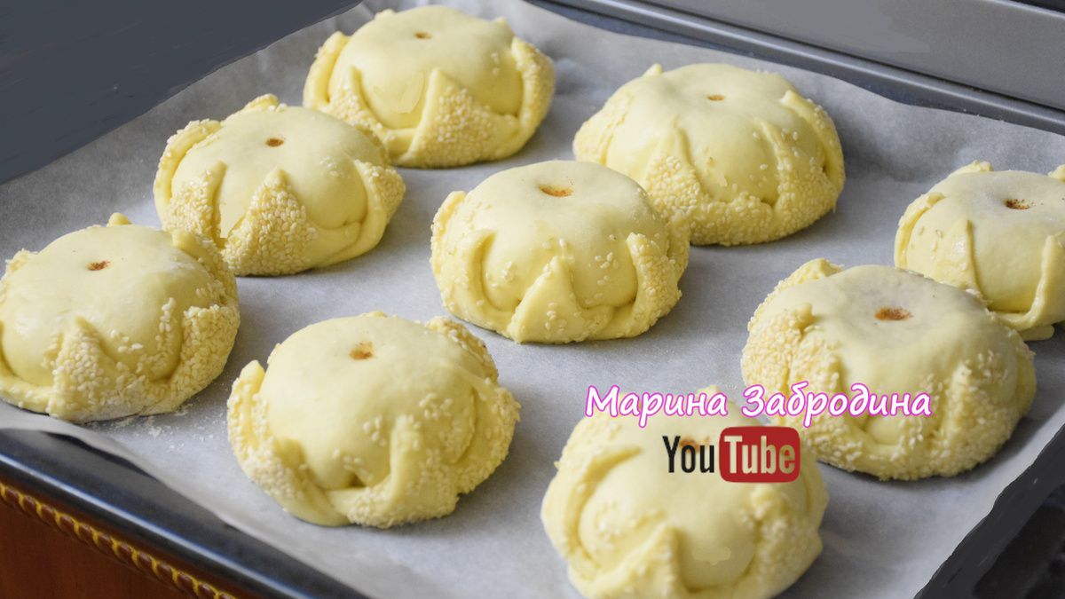 Как испечь восхитительные булочки с яблоками и корицей