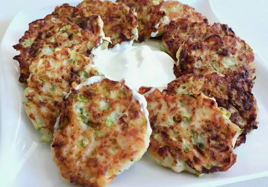 Оригинальные котлеты из кабачка с сыром: готовим на кухне