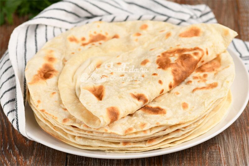 Нежный домашний лаваш и простой рецепт аппетитных треугольников