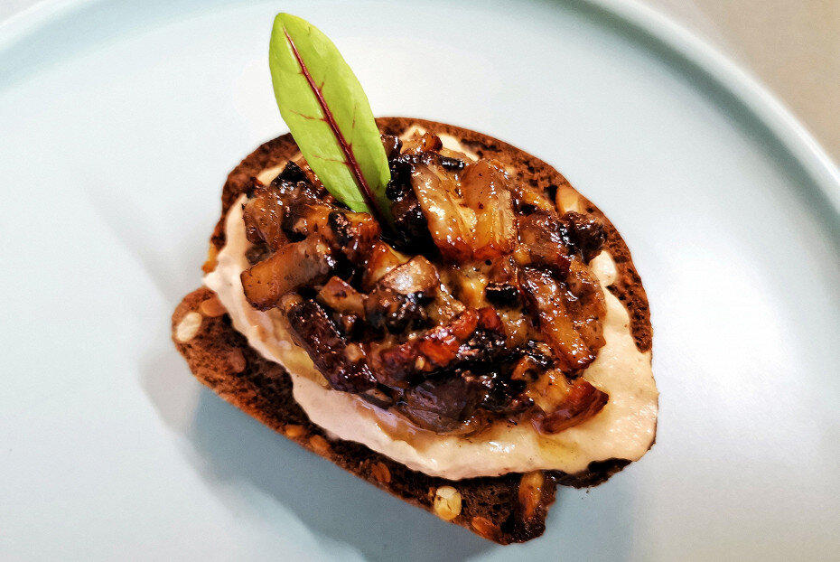 Бутерброд с паштетом и грибами: идеальный перекус