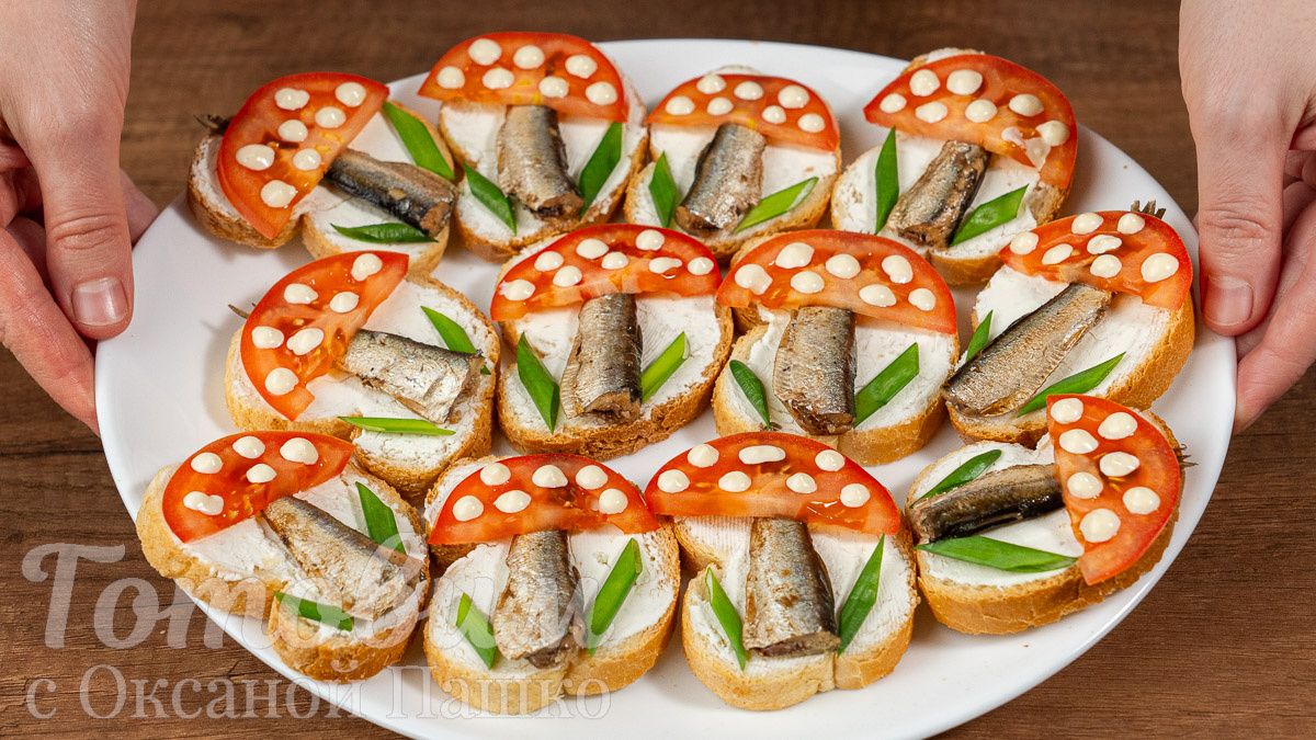Очаровательные бутерброды со шпротами в виде грибочков