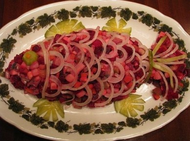 Разноцветное встреча: винегрет с селедкой для гурманов