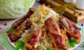 Запечённая капуста с копчёными рёбрами: легкий рецепт для уютного вечера