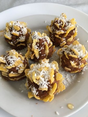 Детский десерт без сахара: готовим шишки вместе с малыми