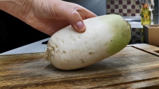 Салаты из редьки: зимнее чудо в каждом доме