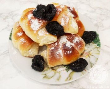 Необычные рогалики с черносливом и курагой: простота и вкус в каждой Bite