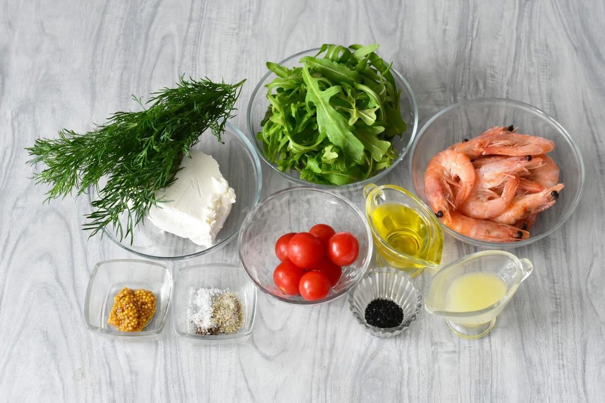 Салат Венок с креветками и рукколой: освежающее угощение для праздничного стола