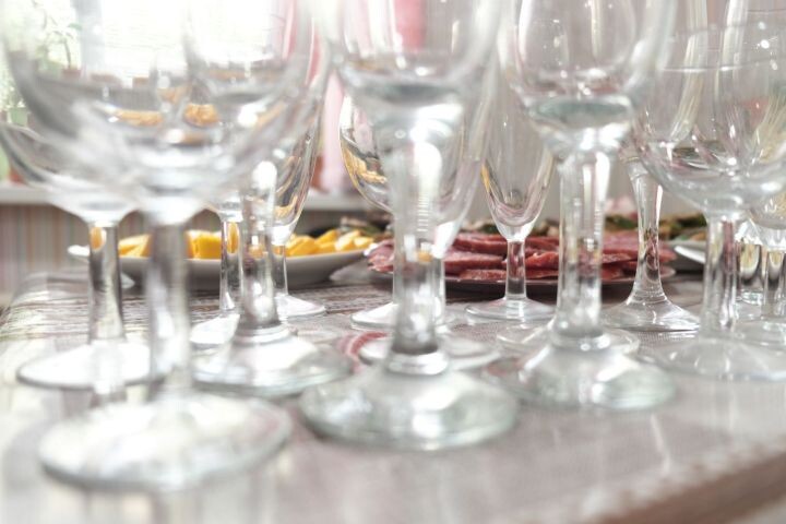 Как избежать рисков на новогоднем столе: советы экспертов