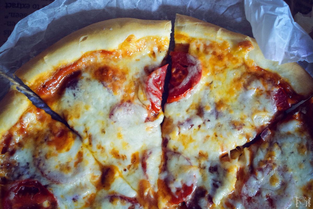 Как приготовить идеальное тесто для пиццы: шаг за шагом к вкусному шедевру