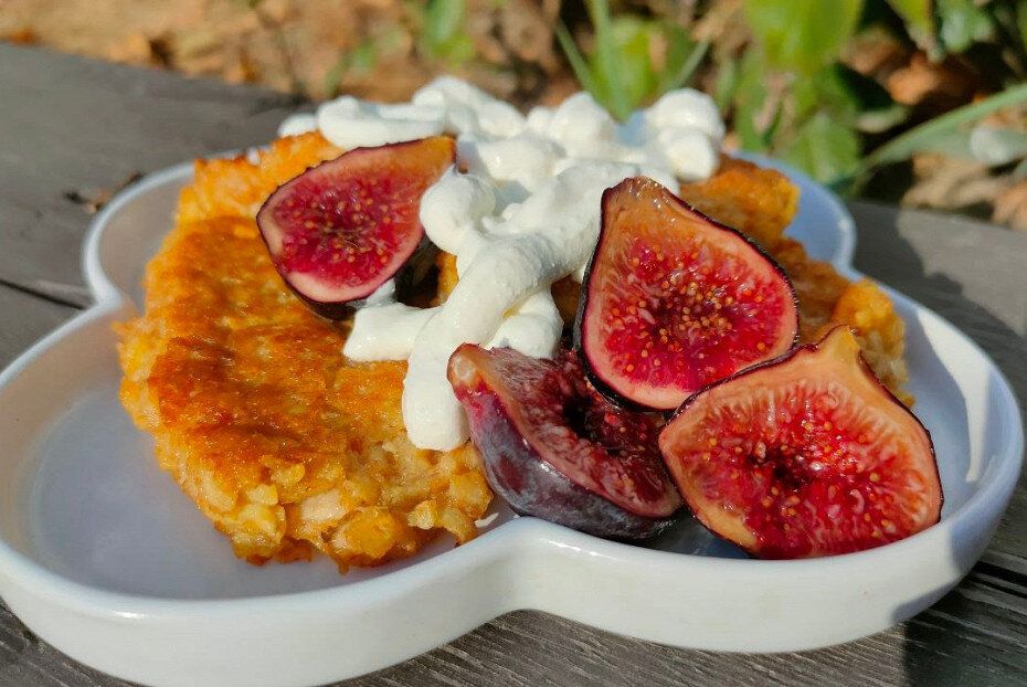 Нежные яблочные оладьи для настоящих гурманов