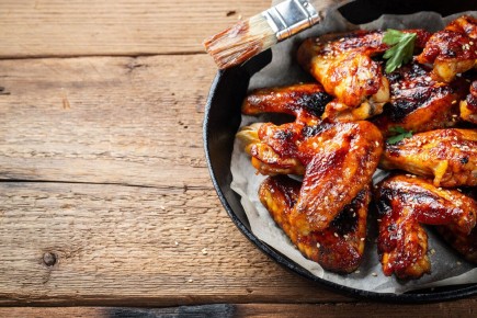 Куриные крылышки в духовке: легкий рецепт для праздничного стола