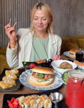 Диско и уют: кафе с фиксированными ценами на Трёхгорке