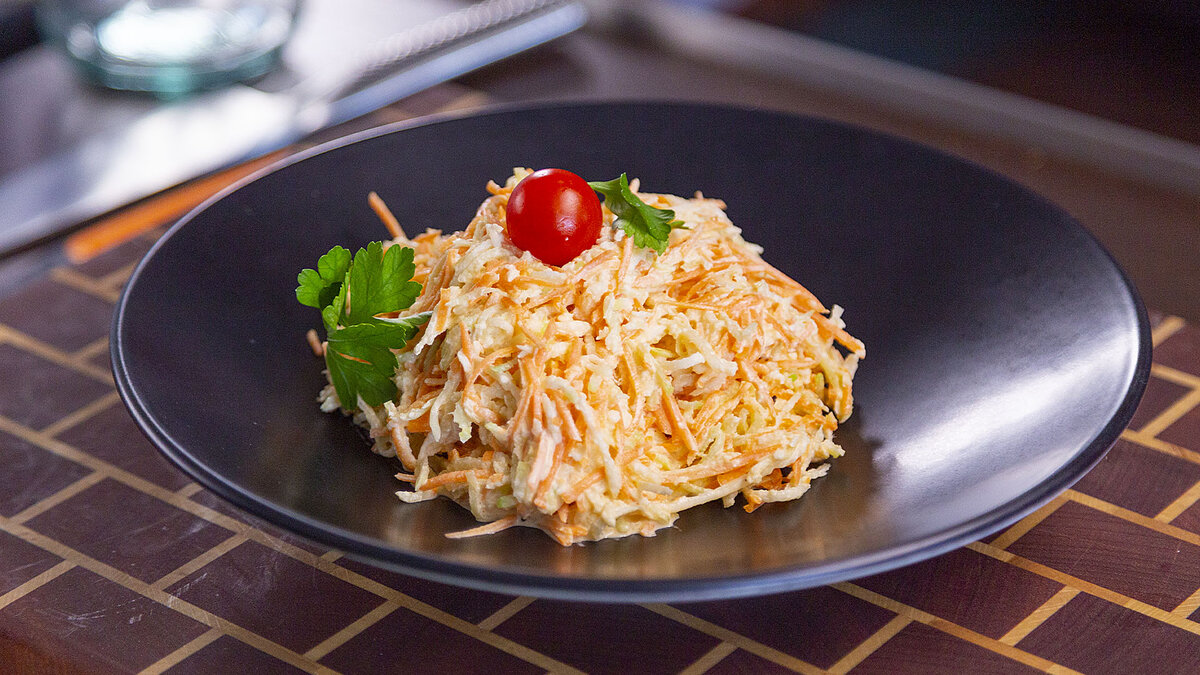 Салат из зеленой редьки: витаминный заряд на каждый день