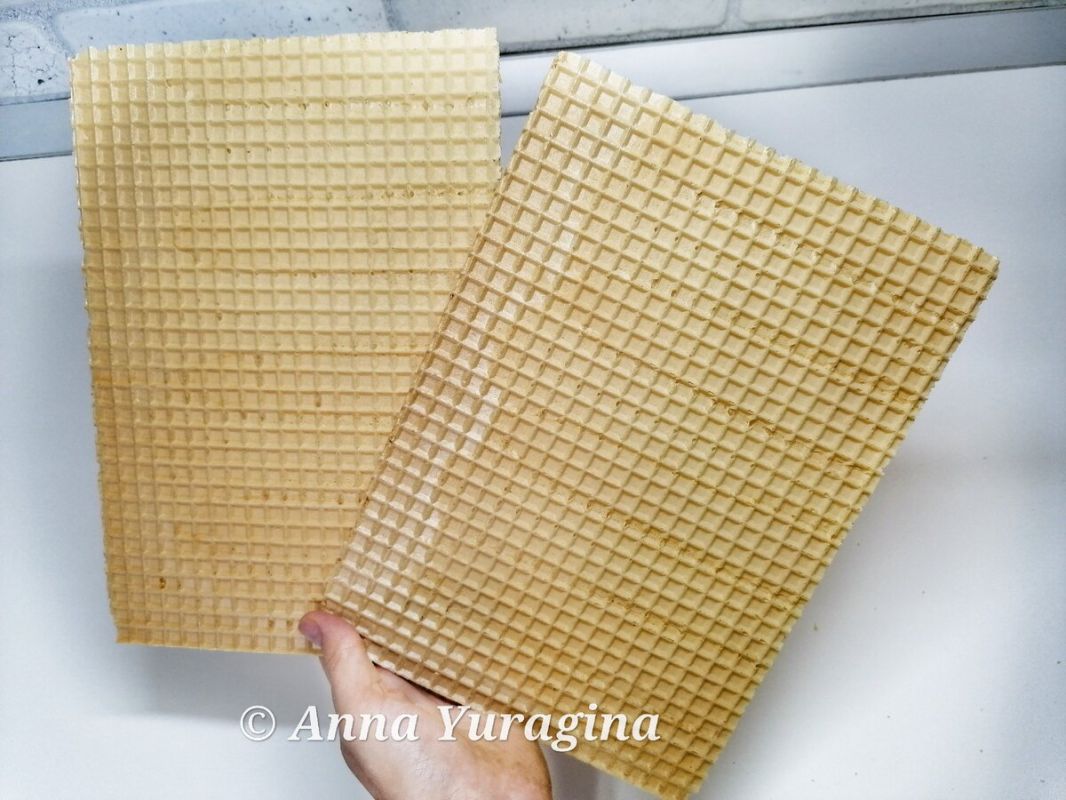 Необычная закуска из вафель: секреты вкусных рулетиков