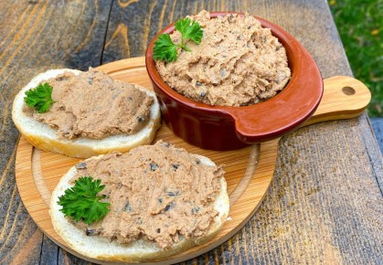 Рецепт нежного паштета с шампиньонами, который оценят все