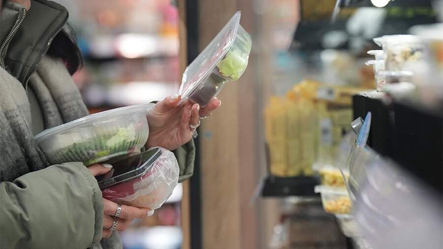 Эксперты оценивают новое регулирование рынка готовой еды и его воздействие на цены