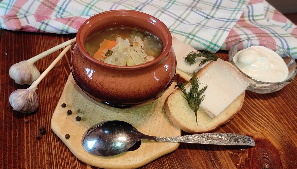 Как быстро приготовить щи из свежей капусты: Будьте вкусными на скорую руку