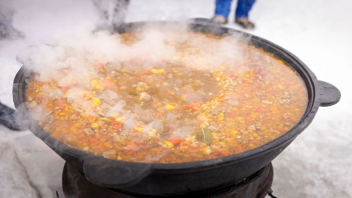 Шеф-повар Белькович удивил гостей Дня оленевода кулинарными шедеврами из оленины