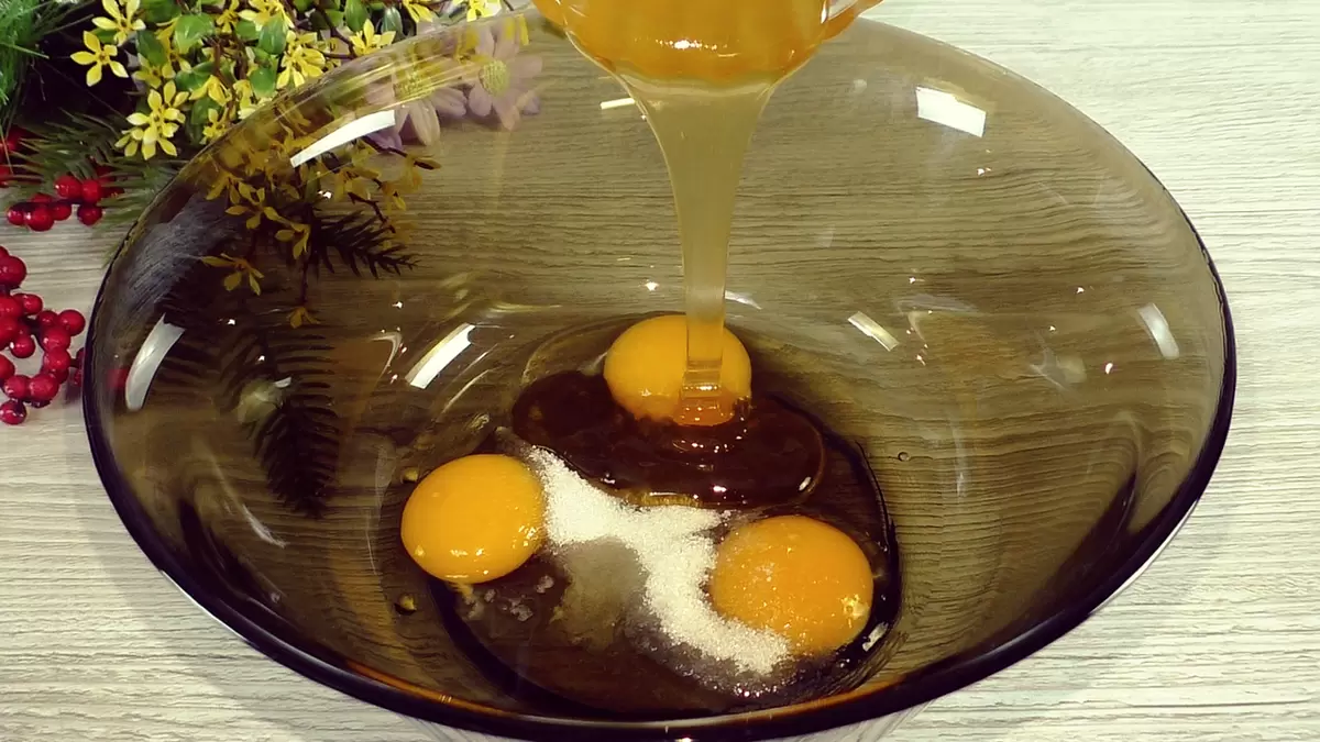 Легкие медовые лепешки и находки с Wildberries: что стоит попробовать?