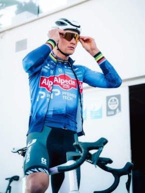 Ван дер Пул начинает сезон на Omloop Het Nieuwsblad