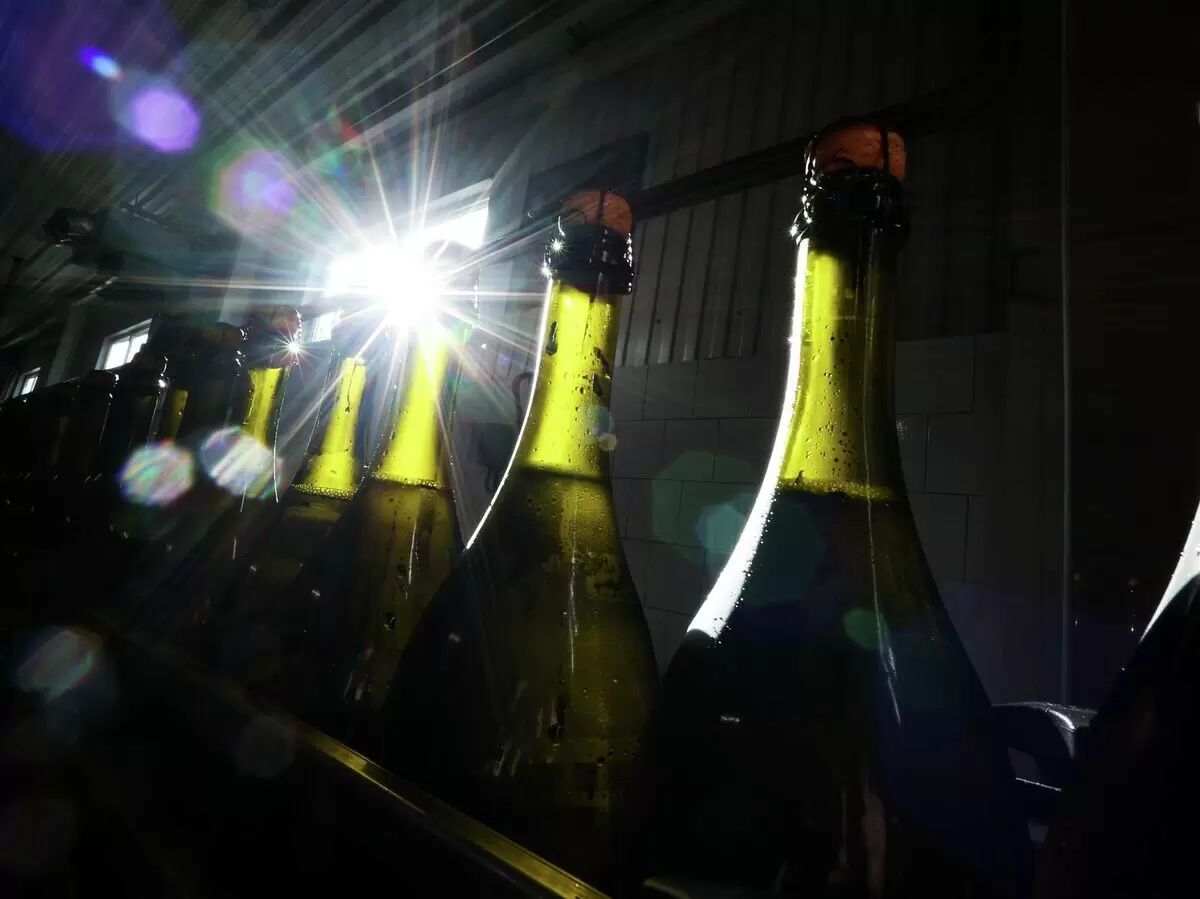 Сочетания вина и новогодних блюд: что выбрать для праздничного стола