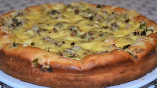 Простой и вкусный ужин: идеальный рецепт пирога с начинкой