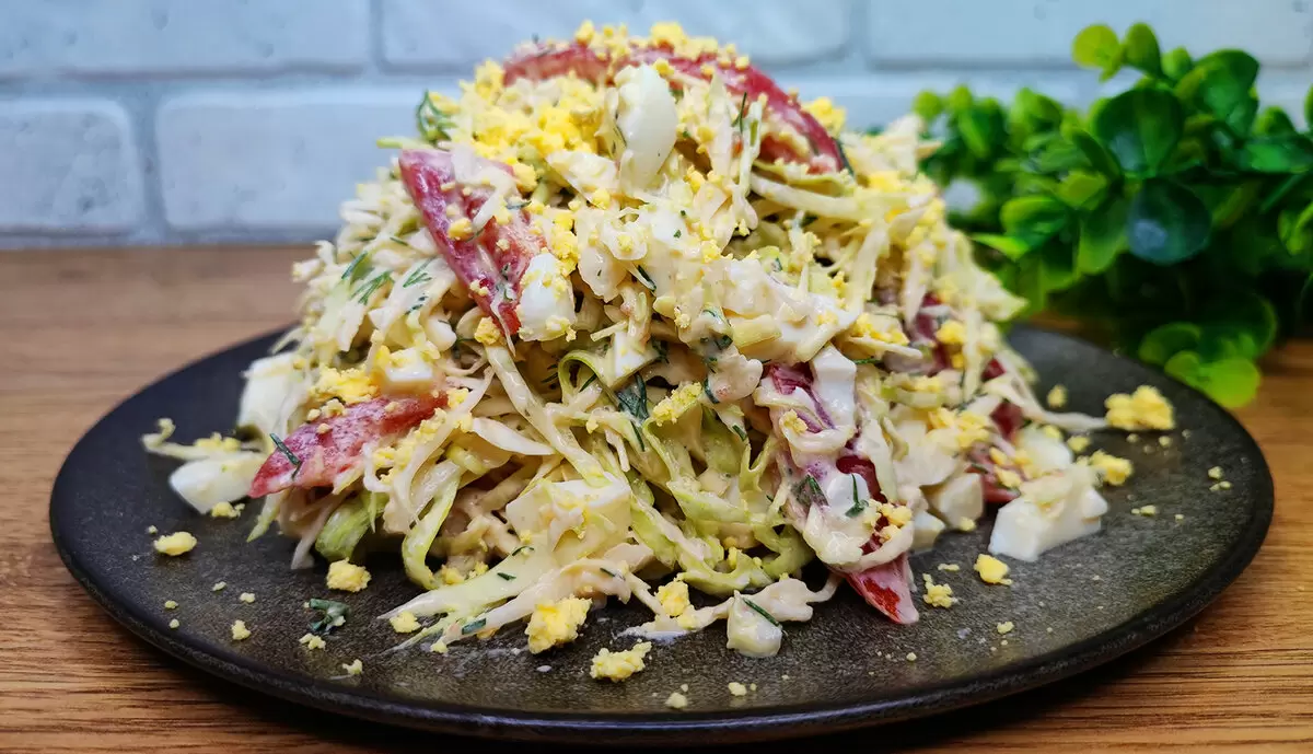 Тайны ароматного капустного салата с необычной заправкой