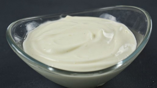 Как приготовить идеальный домашний майонез всего за 2 минуты