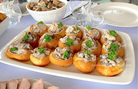 Профитроли с лесными грибами: восхитительная закуска для любого праздника