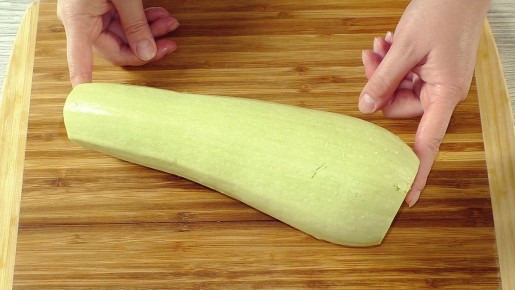 Нежный овощной суп из кабачков: простой рецепт для летних обедов