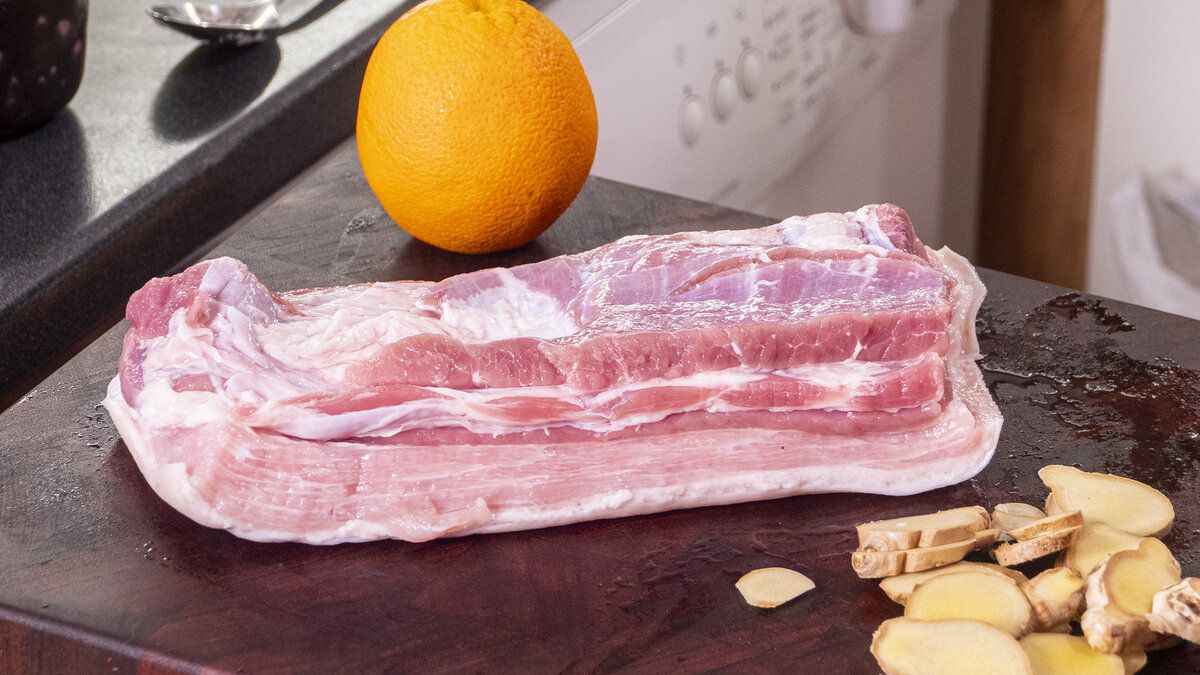 Вкусное запечённое мясо для праздничного стола