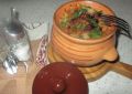 Индейка с овощами в горшочках: готовим просто и вкусно